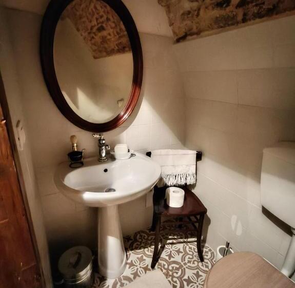 ベッドアンドブレックファースト Parlami D Amore Mariù