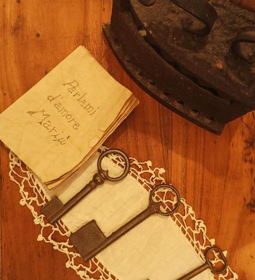 ベッドアンドブレックファースト Parlami D Amore Mariù