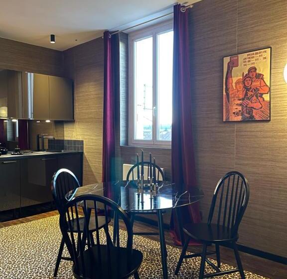 ベッドアンドブレックファースト Les Alcoves   Studios Design