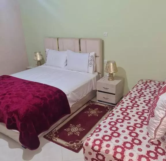 ホテル Auberge Mandar Itto A Station De Service Ziz