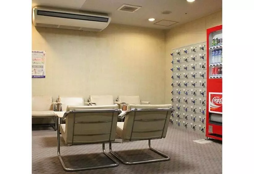 Hotelli Crystal Palace   Vacation Stay 61208v