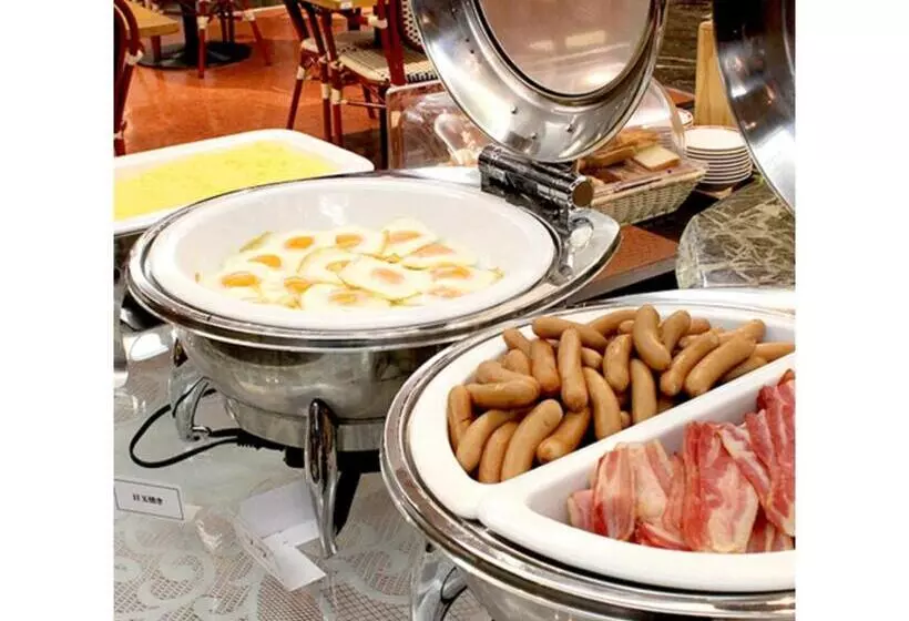 Hotelli Crystal Palace   Vacation Stay 61208v