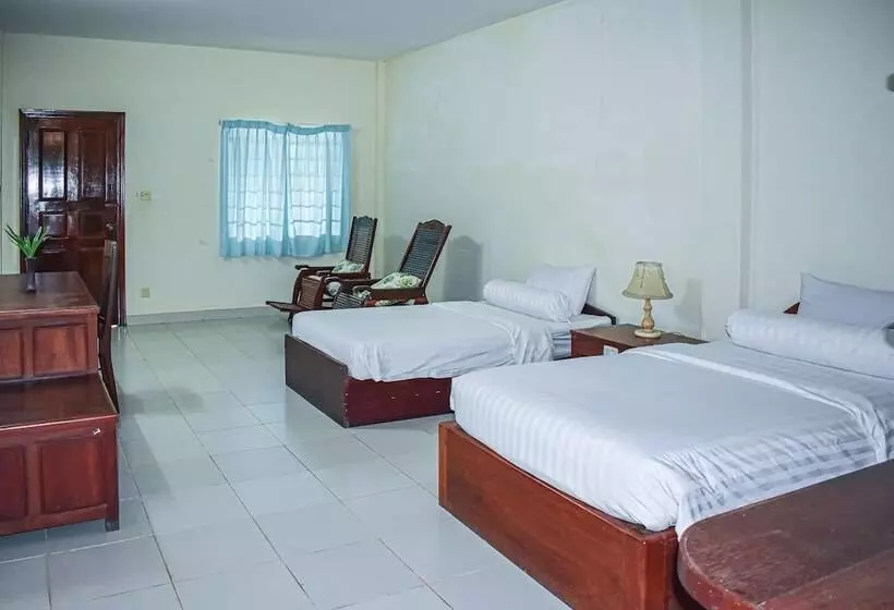 Hotelli Dara Express Inn By Angkor Green Gardens