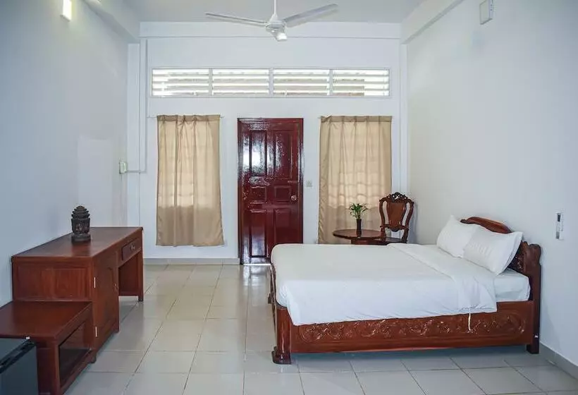 Hotelli Dara Express Inn By Angkor Green Gardens
