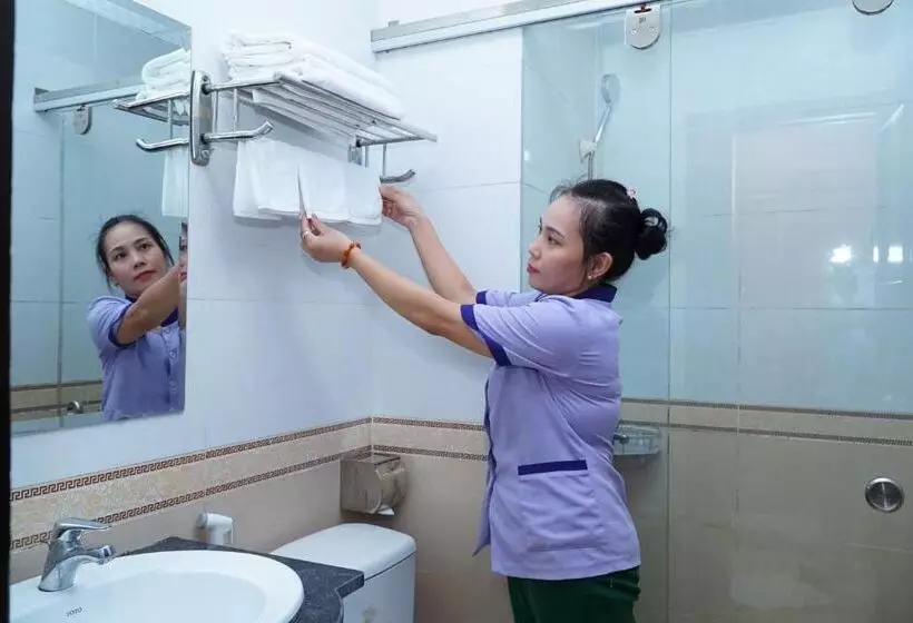 هتل Khách Sạn Hữu Nghị
