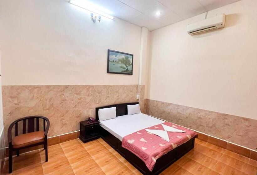 هتل Khách Sạn Nam đô 1