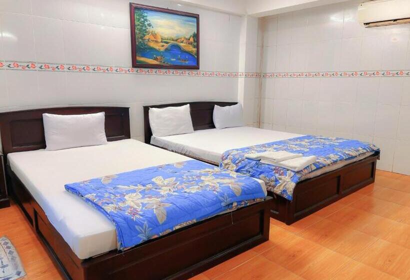 هتل Khách Sạn Nam đô 1