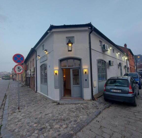 Magazaki Apartments Tešnjar