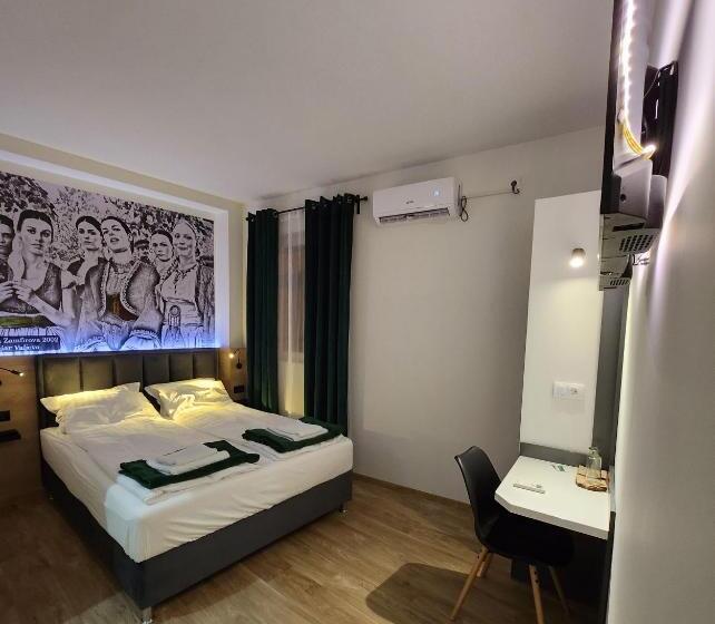 Magazaki Apartments Tešnjar