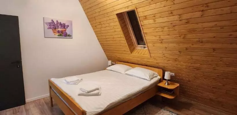 Majatalo A Frame Pietrele șoimului