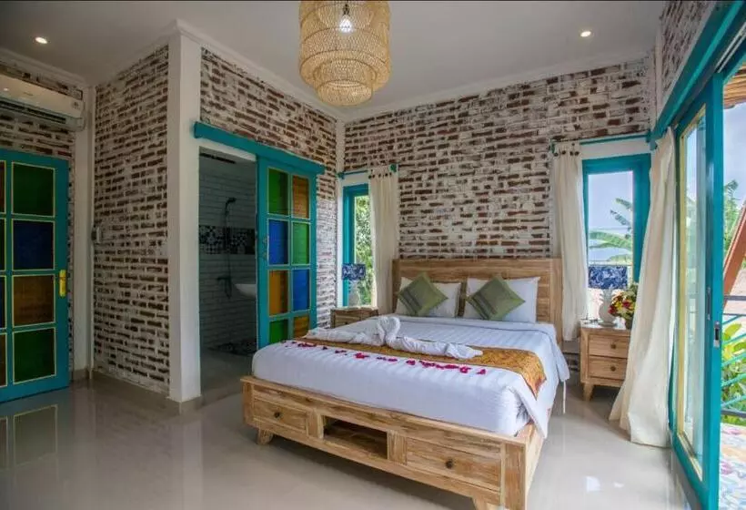 Majatalo Ubud Dream Iii: 2 Bdr Apartments Above The Pool