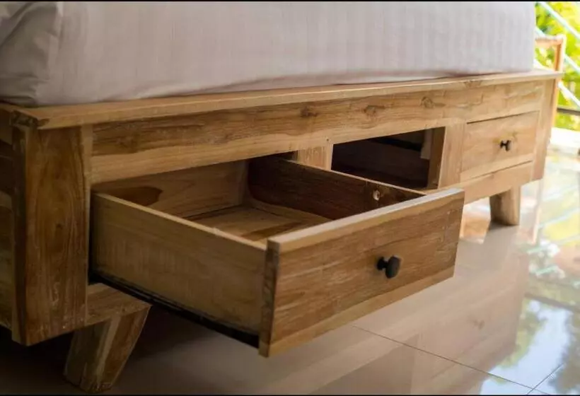 Majatalo Ubud Dream Iii: 2 Bdr Apartments Above The Pool