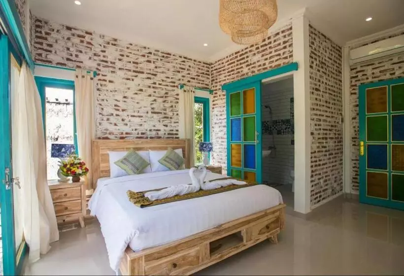 Majatalo Ubud Dream Iii: 2 Bdr Apartments Above The Pool