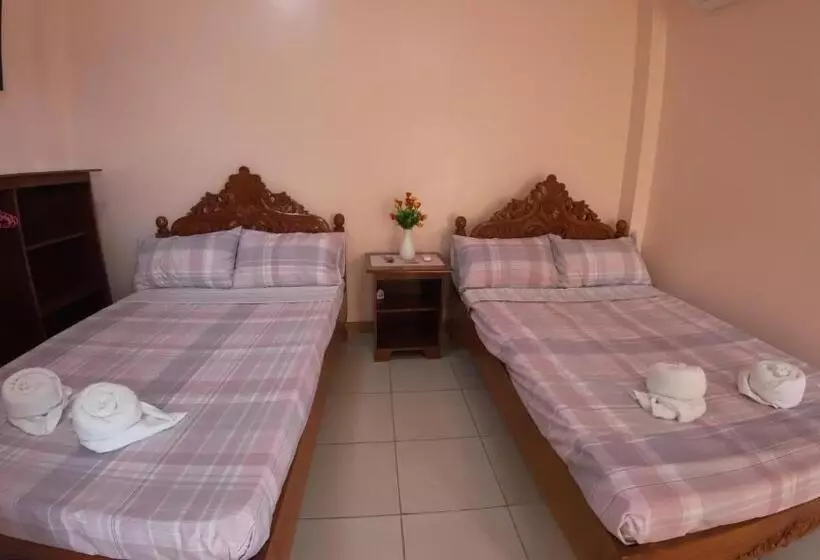 Queenslander Hotel And Restaurant