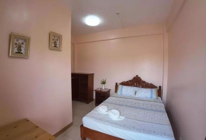 Queenslander Hotel And Restaurant