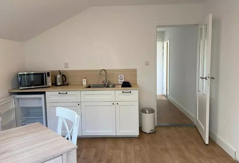 Aamiaismajoitus (B&B) Bb Sunshine