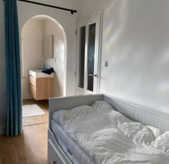 Aamiaismajoitus (B&B) Bb Sunshine