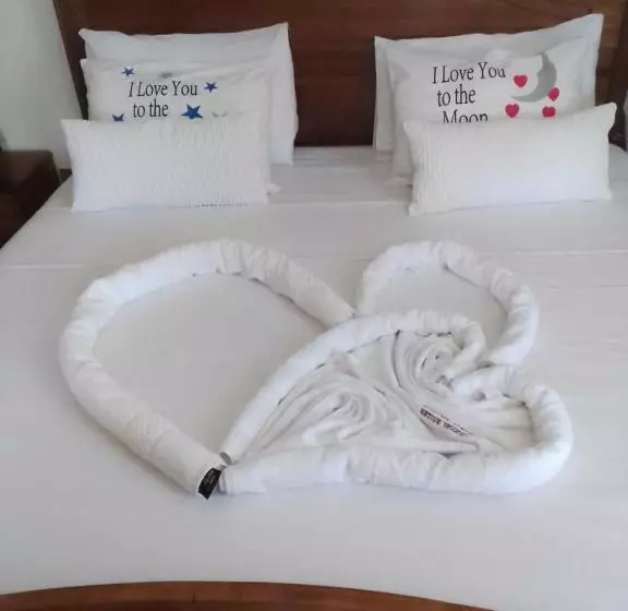 تختخواب و صبحانه Dubai Infinite Luxury Suites