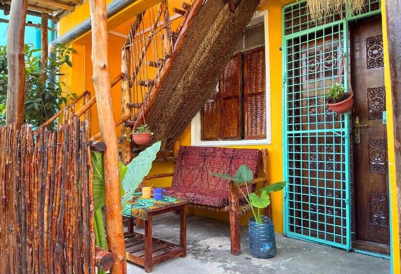 민박 Tropical Yellow Beach Nest