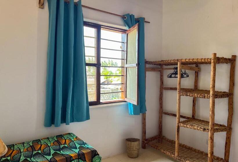 민박 Tropical Yellow Beach Nest