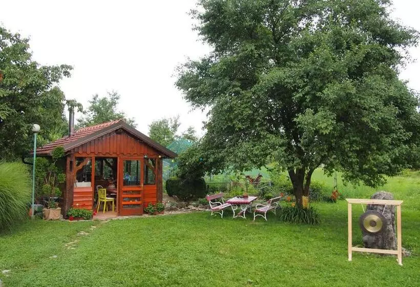 Guest House Bitter