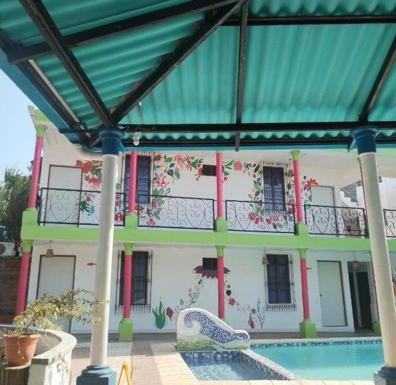 هتل Chilamar Surf Lodge