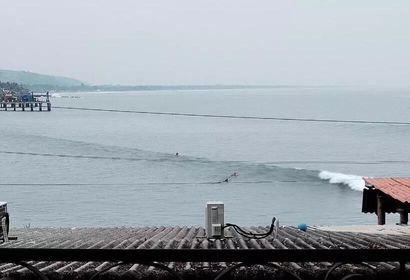 هتل Chilamar Surf Lodge