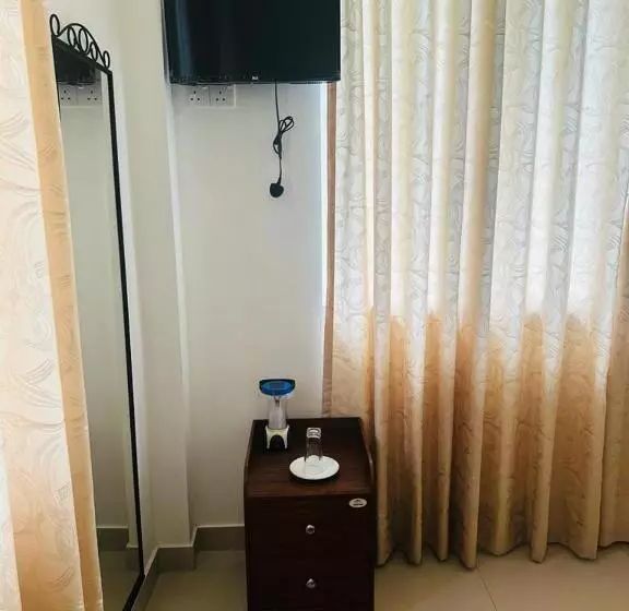 Hotelli Golden Resort