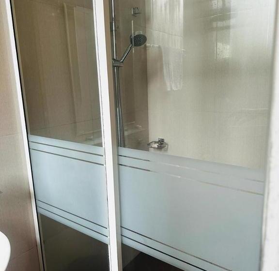 בית מלון כפרי Golden Resort