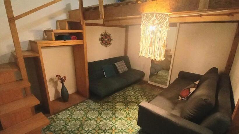 Hotelli Hospedaje Amadis