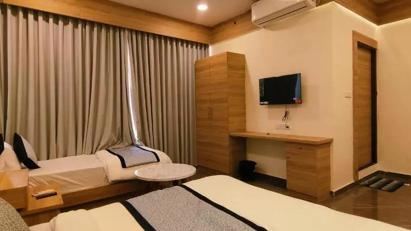 Hotel Krish Villa