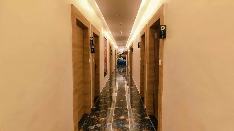 Hotel Krish Villa