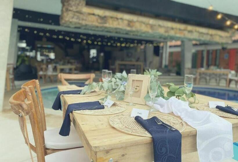 هتل Las Palmas Melgar