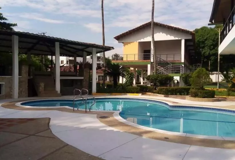 ホテル Las Palmas Melgar