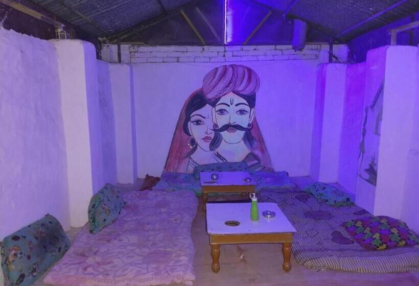 Отель Old Moon Cafe