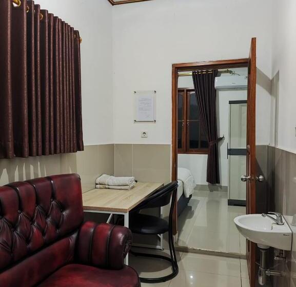 Hotel Penginapan Nurmega Jaya