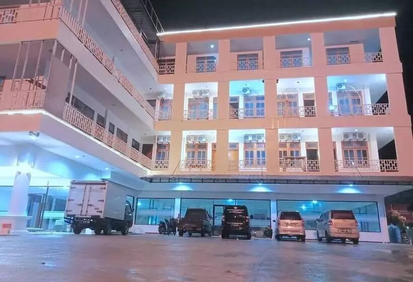 Hotelli Solok Premier