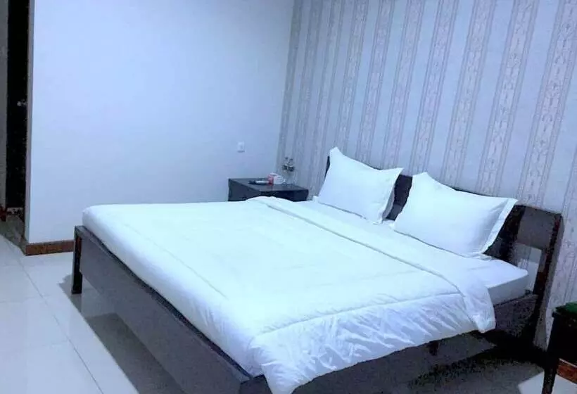 Hotelli Solok Premier