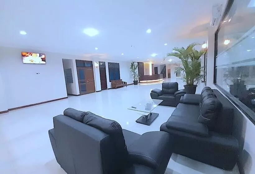 Hotelli Solok Premier