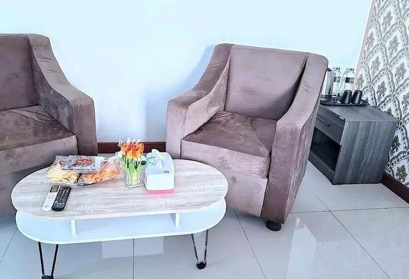 Hotelli Solok Premier