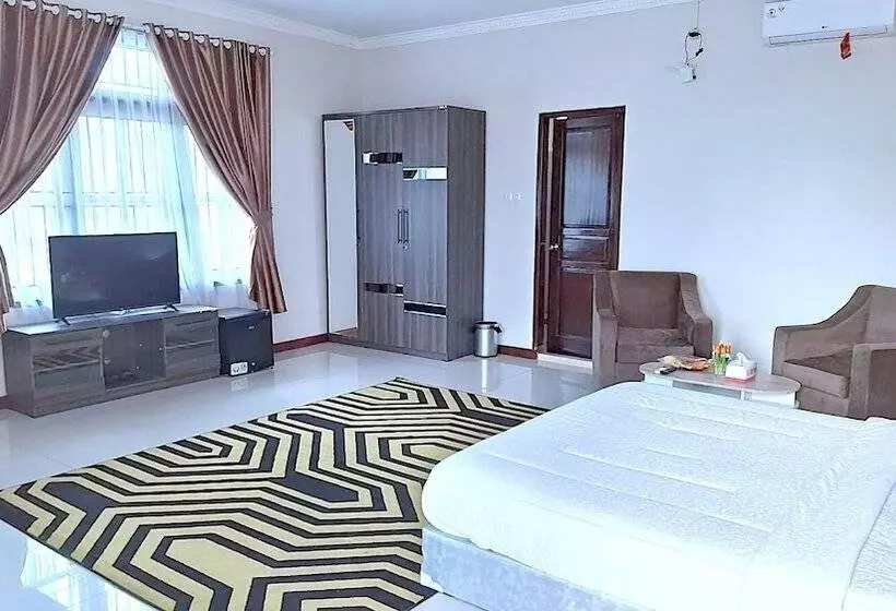 Hotelli Solok Premier