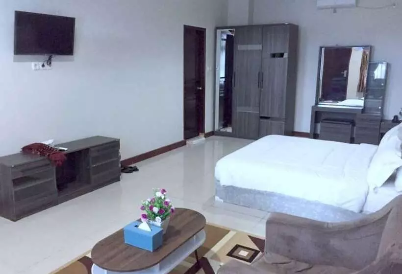 Hotelli Solok Premier