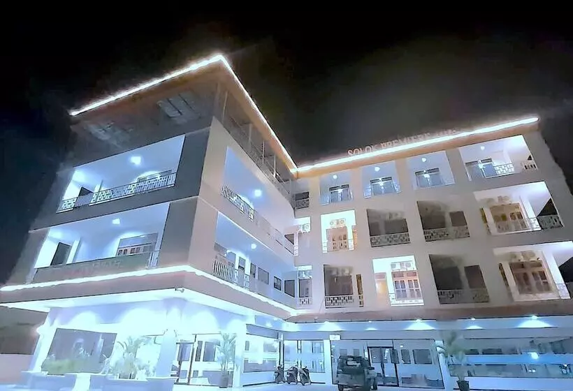 Hotelli Solok Premier