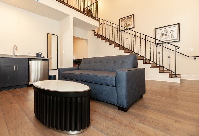 酒店 The Rubenstein