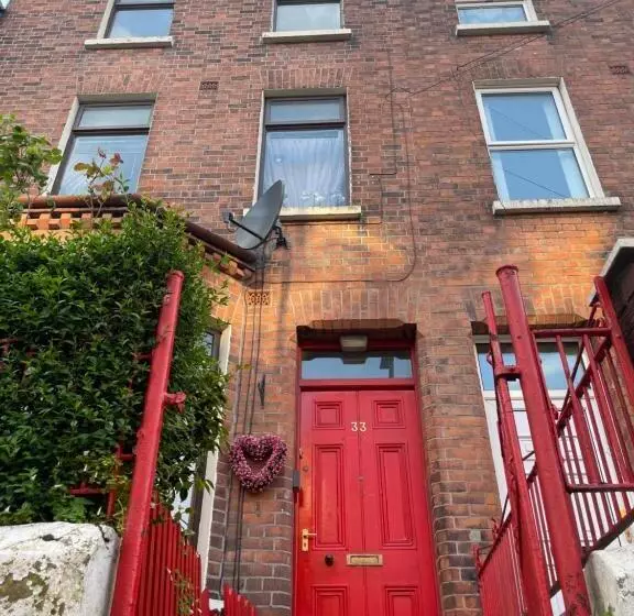 پانسیون House In Antrim Road