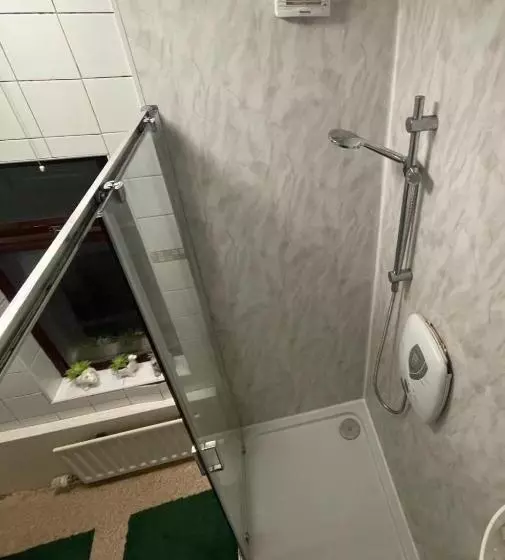 پانسیون House In Antrim Road