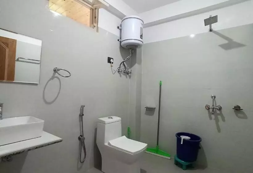 ペンション Wood Stone Homestay