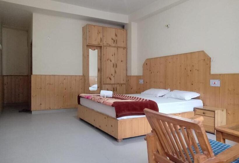 פנסיון Wood Stone Homestay