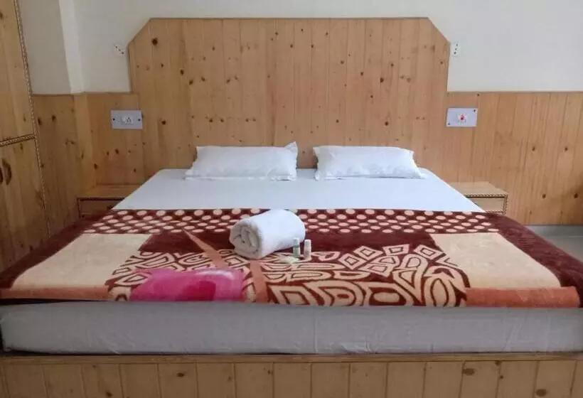 ペンション Wood Stone Homestay