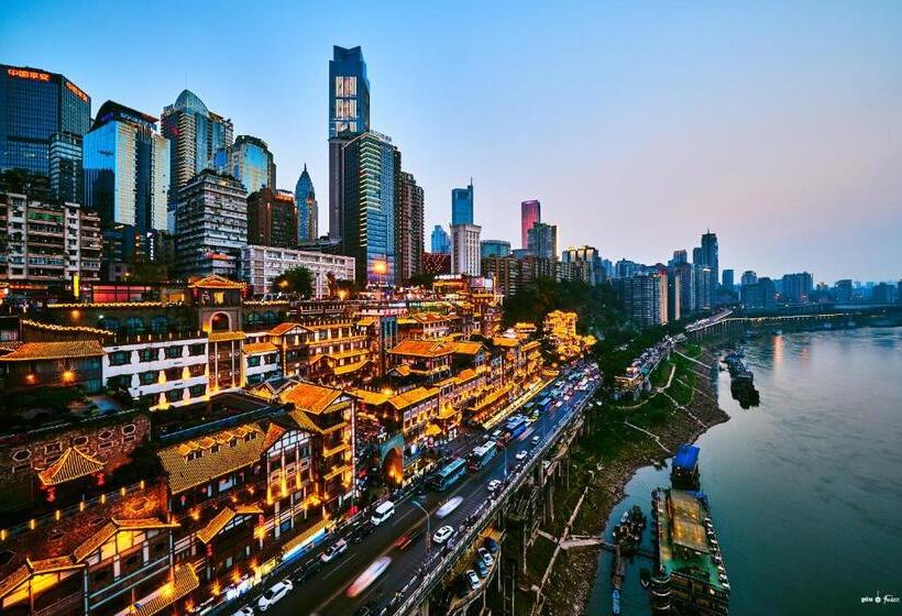 Wuyu Hotel Chongqing Zoo & Yangjiaping The Mixc Light Rail